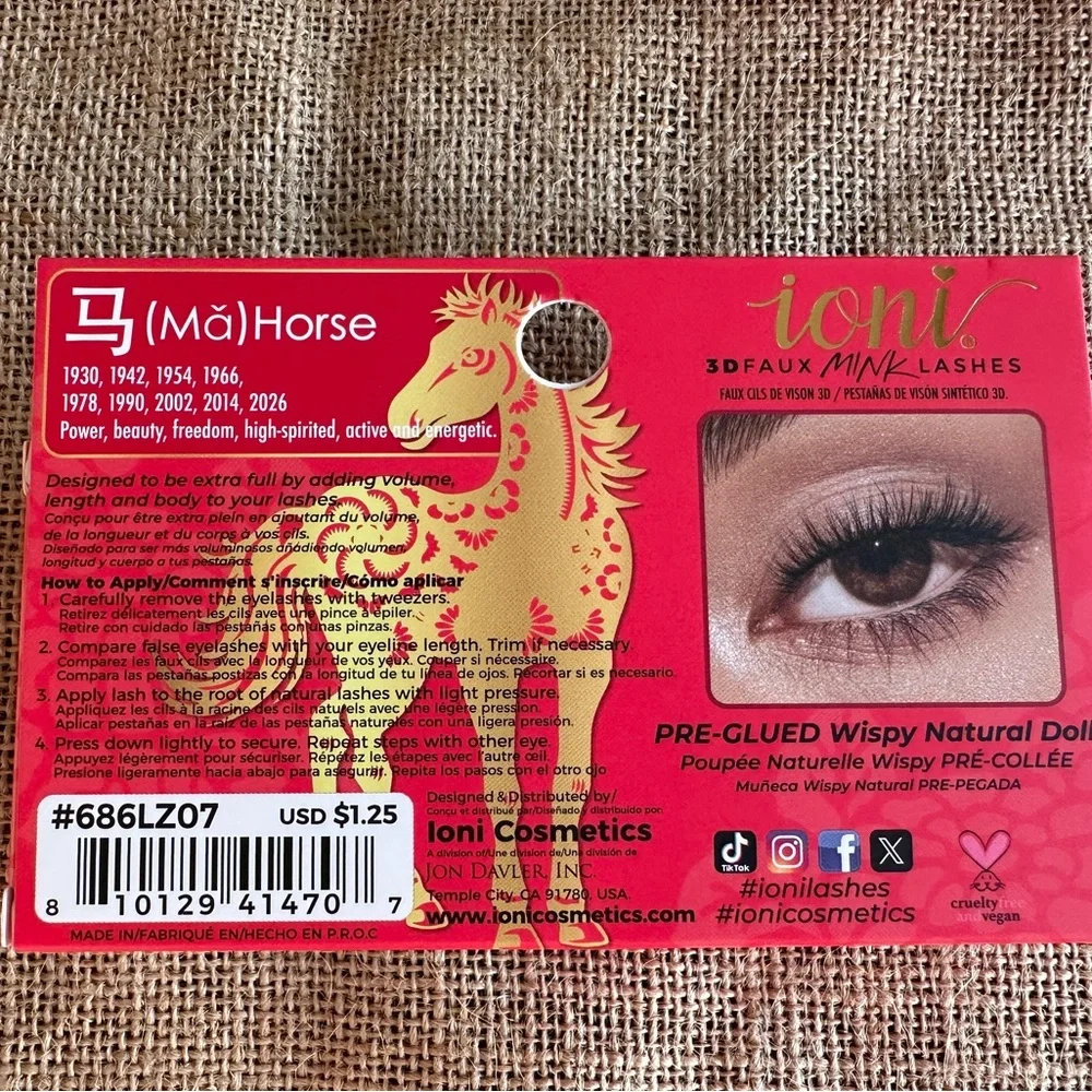Ioni Lunar Zodiac Lashes in Horse. - Picture 2 of 2